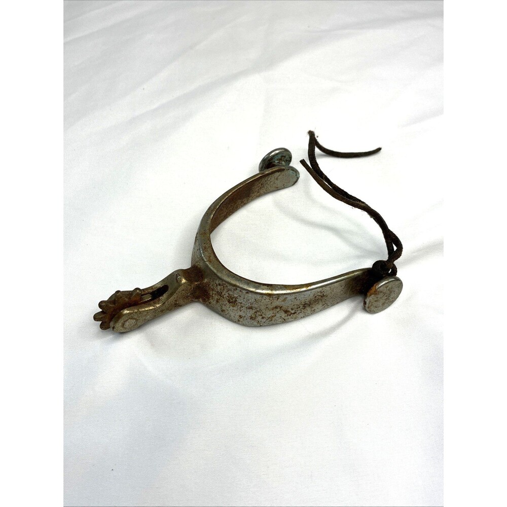 Vintage Western Cowboy Spur 9 Point Star Rowels Equestrian Rusty Leather Strap